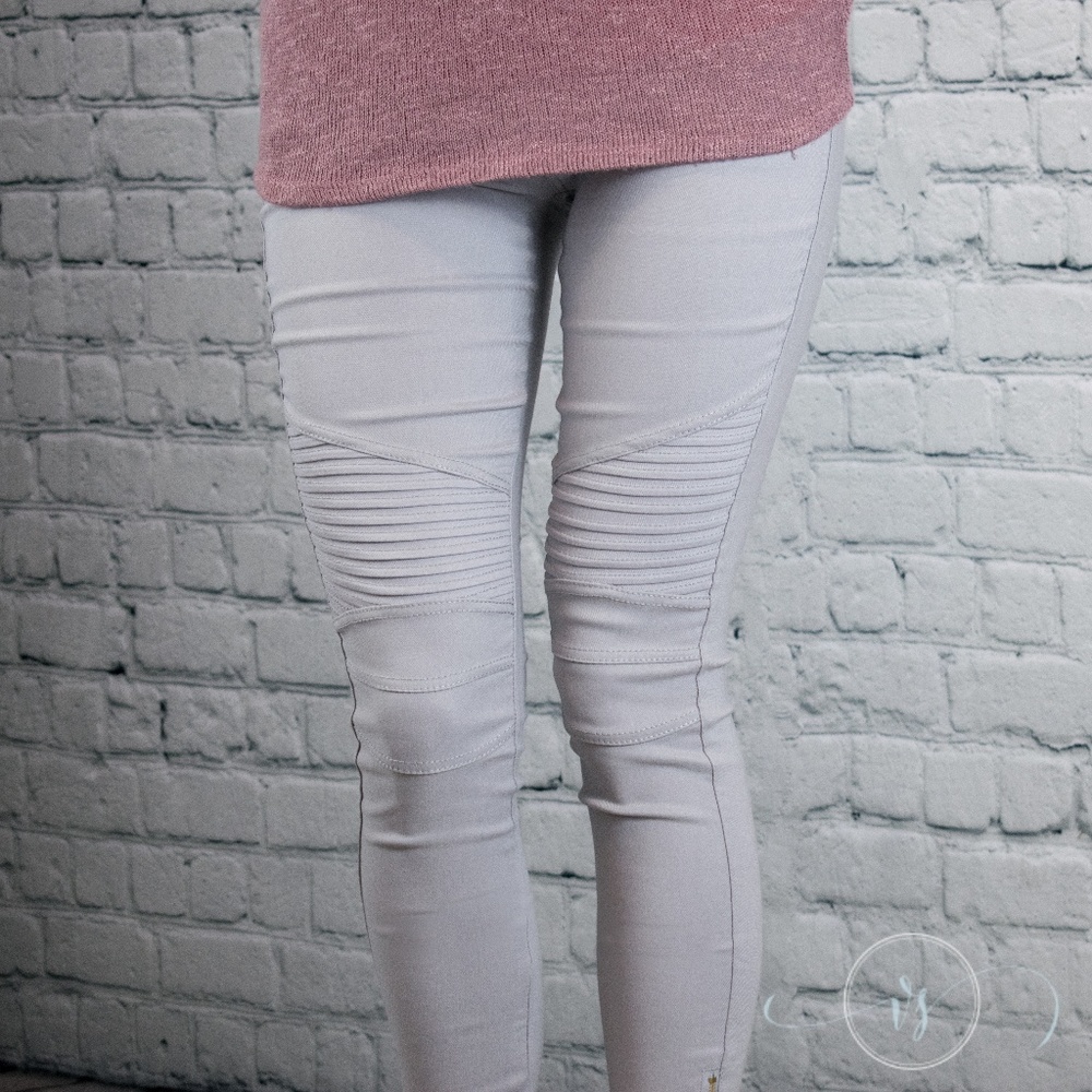 Last Pair ❗ Light Grey Moto Jeggings - Picture 2 of 5